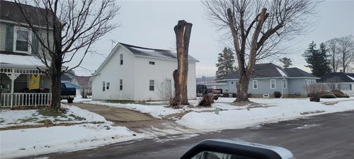 164 E Main St, HIXTON, WI, 54635-9794 | Card Image