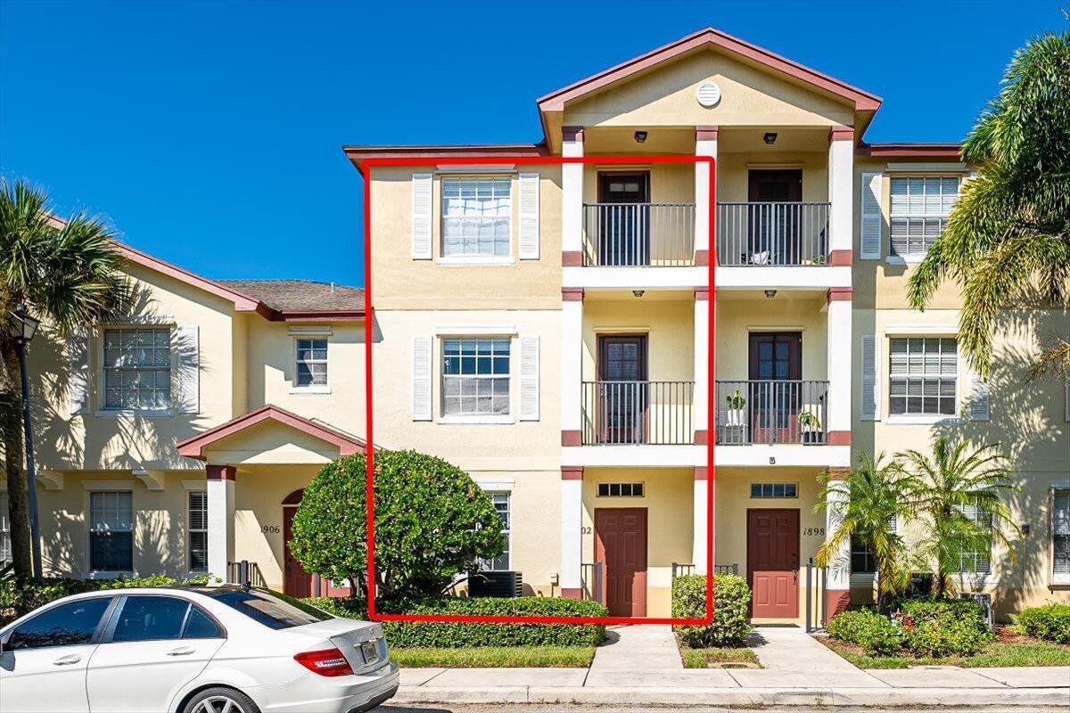 Interlachen Dr, Port Saint Lucie, FL 34952