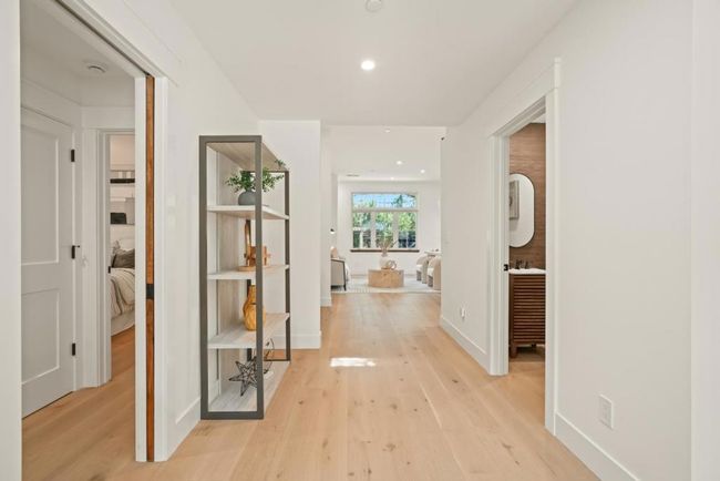 911 Peggy Ln, House other with 4 bedrooms, 3 bathrooms and 2 parking in Menlo Park CA | Image 7