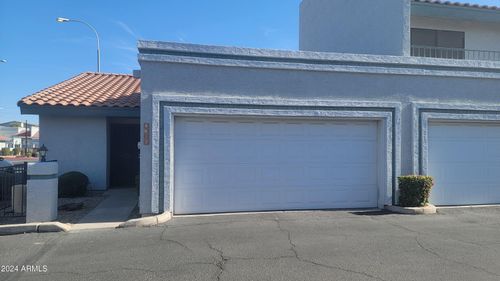 8627 N Shadow Ln, Peoria, AZ, 85345-8432 | Card Image
