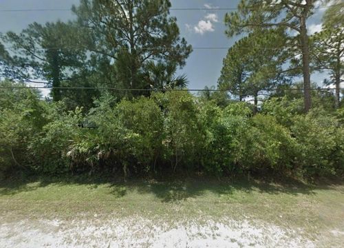 2205 Blue Fish Pl, Geneva, FL, 32732-9814 | Card Image