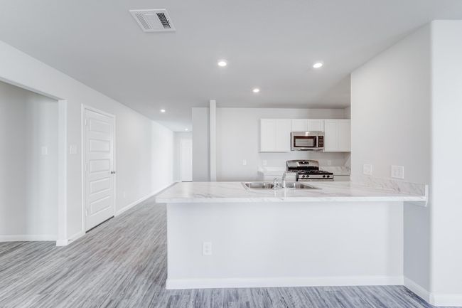 315 Northpointe Ave, House other with 6 bedrooms, 4 bathrooms and 2 parking in La Grange TX | Image 17
