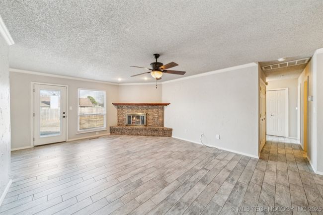 5701 Birch Ave, House other with 3 bedrooms, 2 bathrooms and null parking in Broken Arrow OK | Image 6