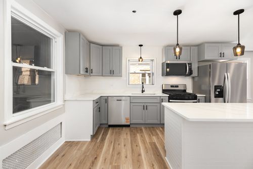 7332 S Honore St, Chicago, IL, 60636-3703 | Card Image