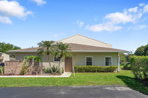100 E Hemingway Cir, Margate, FL, 33063-5372 | Card Image