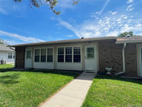 b-312 Woodbridge Drive, Brookhaven, NY, 11961 | Card Image