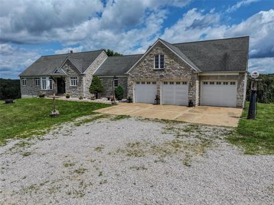 2550 Christy Mine Road, Home with 2 bedrooms, 2 bathrooms and null parking in Bourbon MO | Image 2