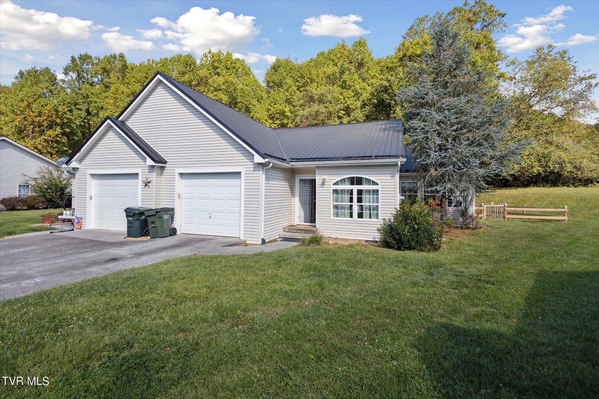 Willow Oak Ct, Bristol, VA 24201