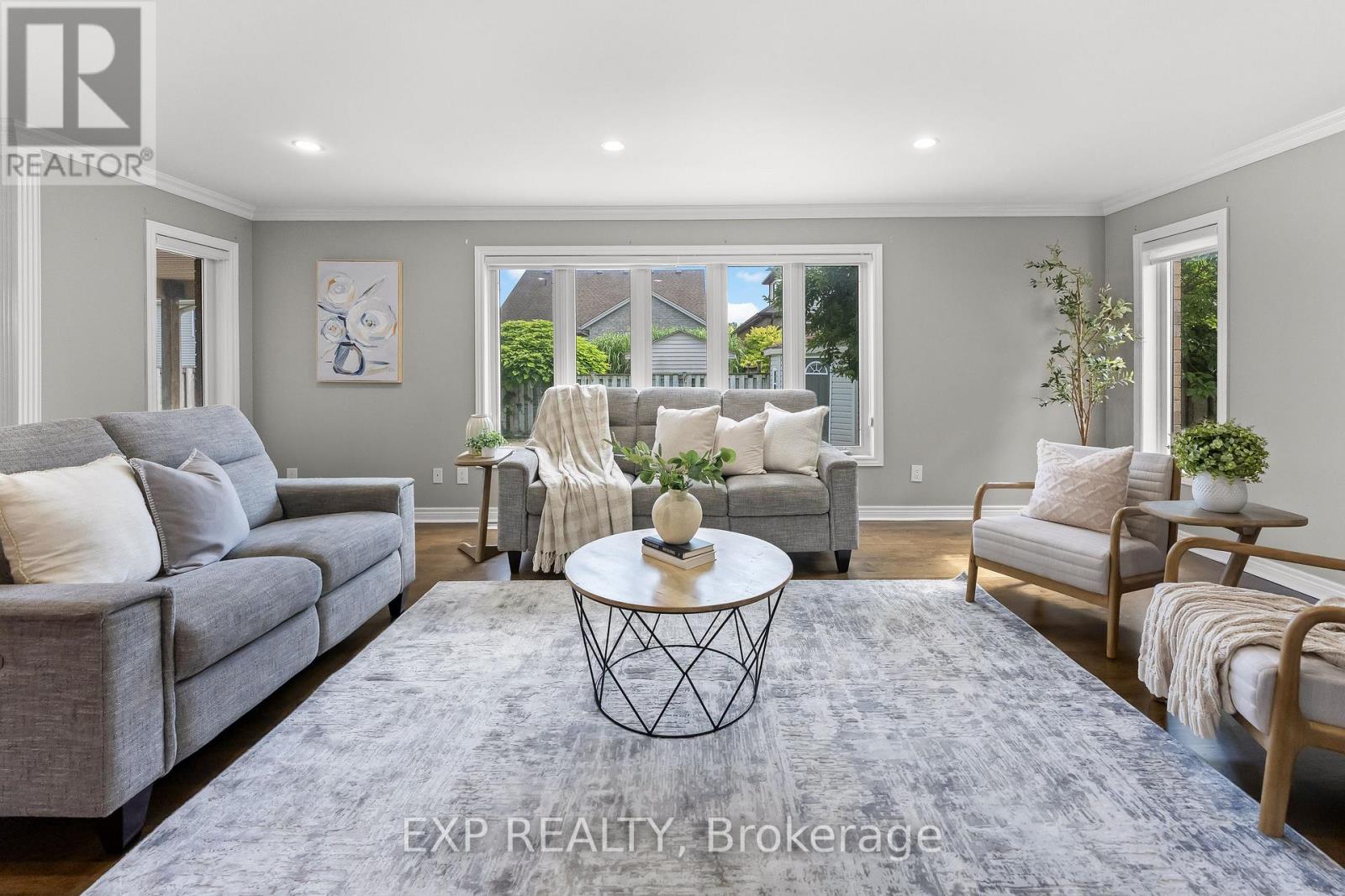 Residential in St. Catharines (Rykert/Vansickle) 5