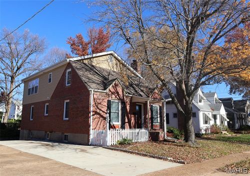 8829 Bridgeport Ave, Saint Louis, MO, 63144-1719 | Card Image