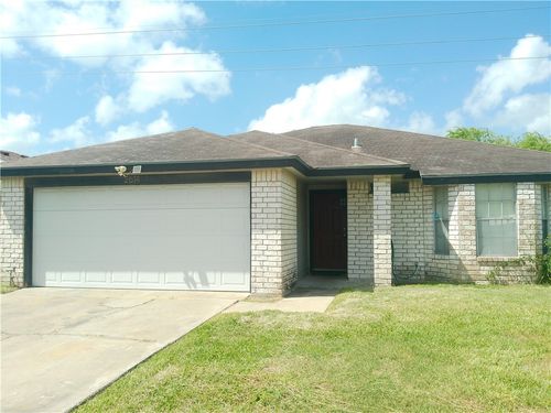 2614 Camargo Dr, Corpus Christi, TX, 78415-5602 | Card Image