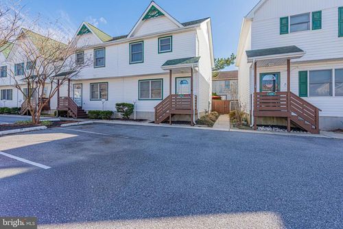 135 Captains Quarters Rd, OCEAN CITY, MD, 21842-5997 | Card Image