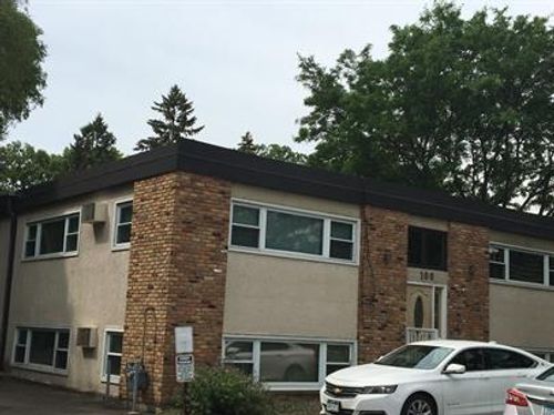 106 77th Way Ne, Fridley, MN, 55432-2523 | Card Image