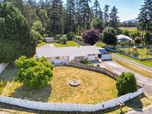70 Ridge Pl, Sequim, WA, 98382-9539 | Card Image