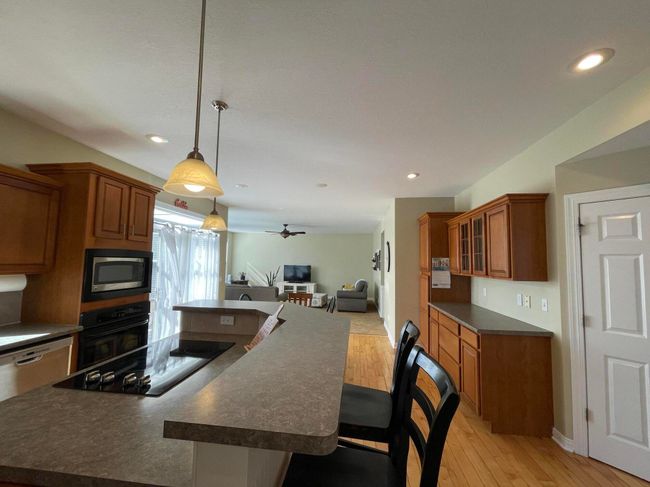 Kitchen | Image 9