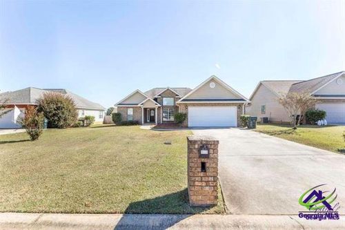 113 Cedarland Dr, Warner Robins, GA, 31088-1251 | Card Image