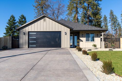 1857 Lillian Ave, Paradise, CA, 95969-6027 | Card Image