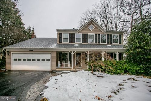 7504 Mullingar Ct, Springfield, VA, 22153-2036 | Card Image