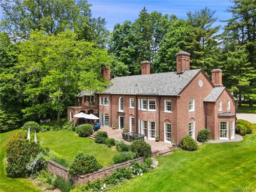 99 Cantitoe St, Katonah, NY, 10536-3800 | Card Image