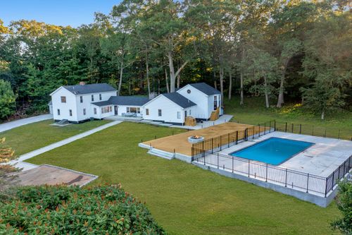 16 Yankee Peddler Path, Madison, CT, 06443-2614 | Card Image