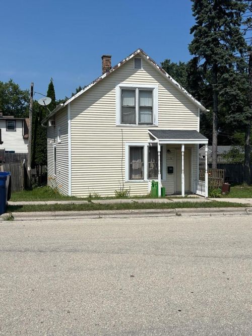110 E Kane Street, Port Washington, WI, 53074 | Card Image