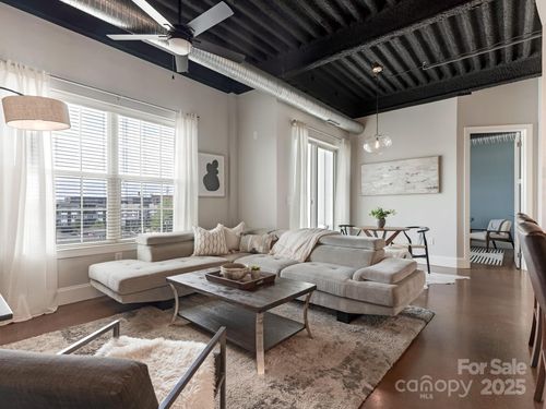 apt-505-2338 Yadkin Ave, Charlotte, NC, 28205-1891 | Card Image