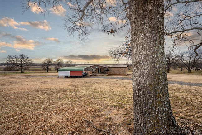 25209 E County Road 1730, House other with 4 bedrooms, 3 bathrooms and null parking in Elmore City OK | Image 10