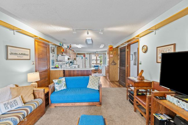210 W Beach Dr, House other with 4 bedrooms, 2 bathrooms and null parking in Oak Island NC | Image 15