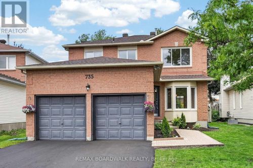 735 Clearcrest Cres, Orleans, ON, K4A3E7 | Card Image