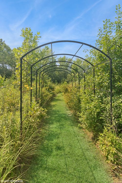 4438 Hearthmoor Ct, Long Grove, IL, 60047-5281 | Card Image