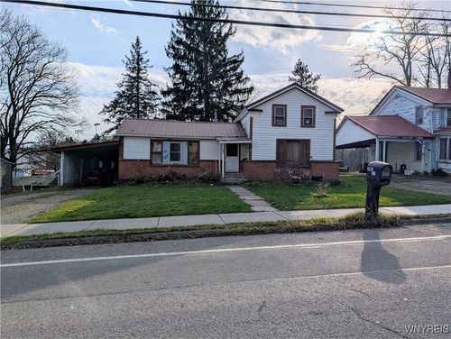 122 W Main St, Fillmore, NY, 14735-8651 | Card Image