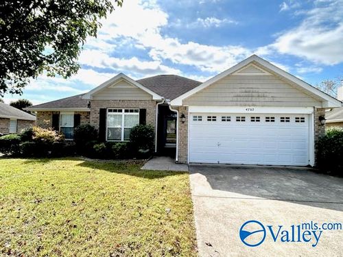 4702 Carrington Blvd Se, Owens Cross Roads, AL, 35763-9256 | Card Image