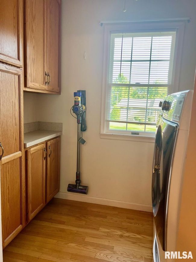 8 Shawnee Dr, House other with 3 bedrooms, 2 bathrooms and null parking in West Frankfort IL | Image 7