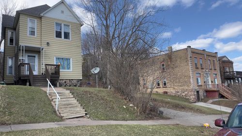 525 W 4th St, Duluth, MN, 55806-2407 | Card Image