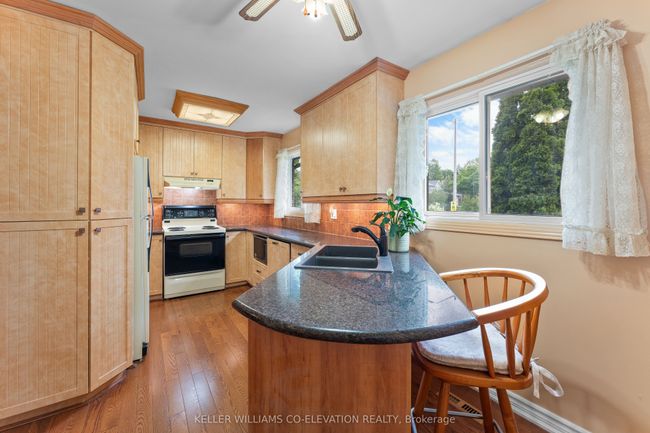2 Marc Crt, House other with 5 bedrooms, 2 bathrooms and 4 parking in Brampton ON | Image 19