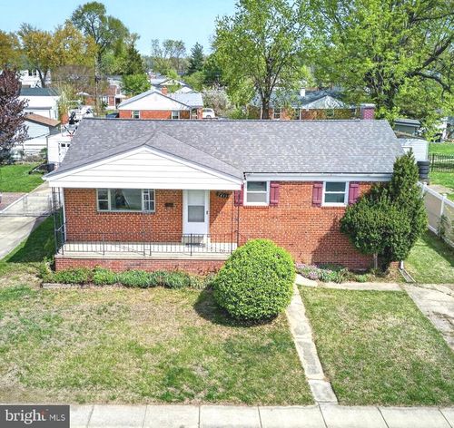 2412 Fordham St, HYATTSVILLE, MD, 20783-2644 | Card Image