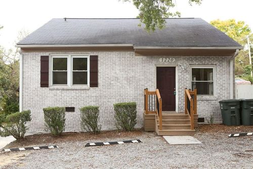 1220 W Market St, Greensboro, NC, 27403-1803 | Card Image