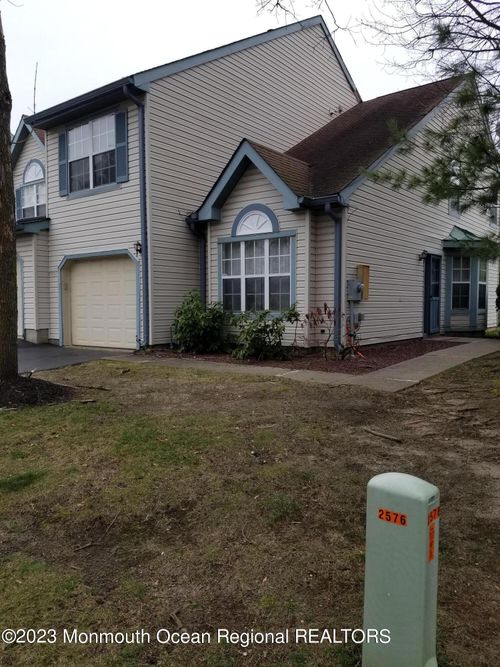 408 Dorchester Way, Manalapan, NJ, 07726-8775 | Card Image