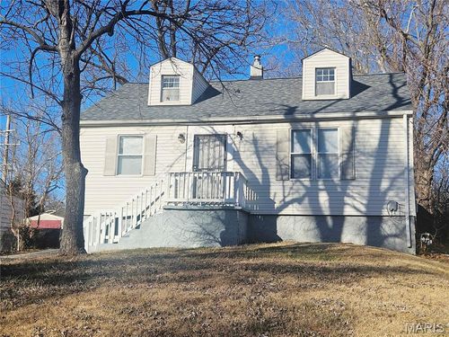 491 Adrian Dr, Saint Louis, MO, 63137-3204 | Card Image