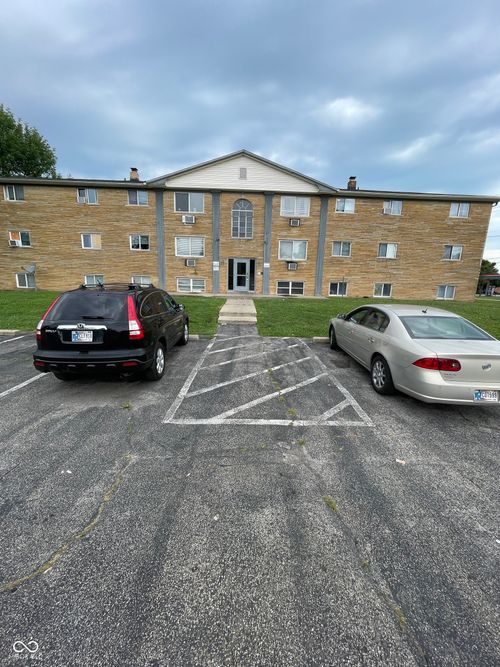 a4-7944 E 49th St, Indianapolis, IN, 46226-2891 | Card Image