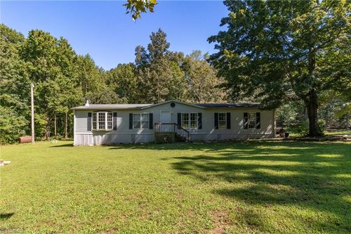 9272 Us Highway 64 W, Trinity, NC, 27370-7202 | Card Image