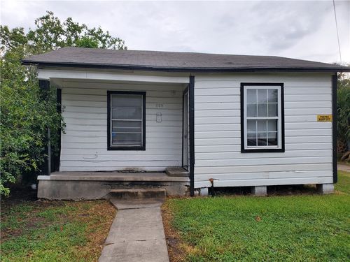 1109 14th St, Corpus Christi, TX, 78404-3507 | Card Image