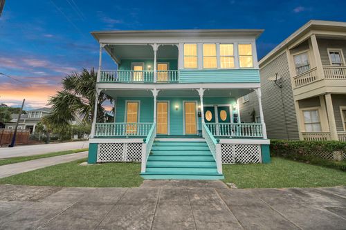 1528 Church St, Galveston, TX, 77550-5187 | Card Image