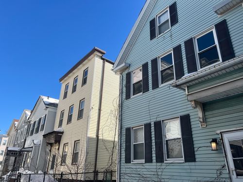 10 Glover Ct, Boston, MA, 02127 | Card Image