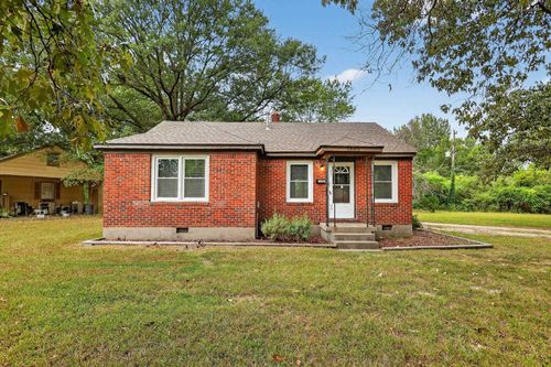1563 Flamingo Rd, Memphis, TN, 38117-6425 | Card Image