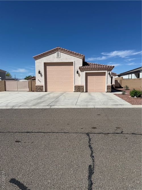 2547 E Mayra Street, Fort Mohave, AZ, 86426 | Card Image