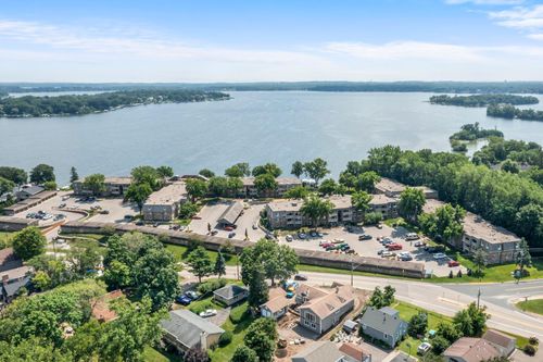 204-4407 Wilshire Blvd, Mound, MN, 55364-1940 | Card Image