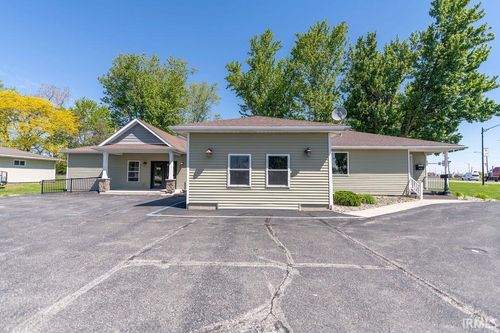 102 N Park Drive, Columbia City, IN, 46725 | Card Image