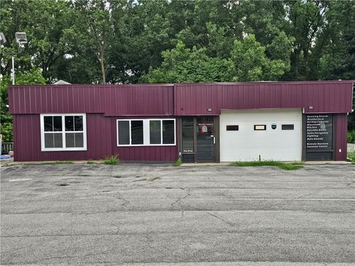 5009 E Main Street Rd, Batavia, NY, 14020-3436 | Card Image