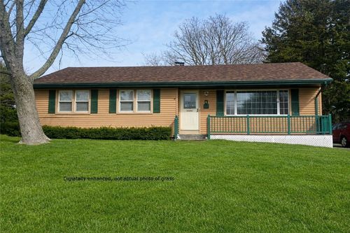 6 Wilder Ave, Westerly, RI, 02891-3411 | Card Image